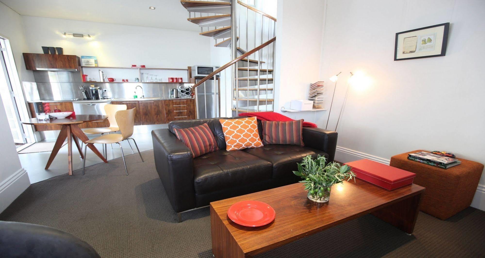 Twofourtwo Boutique Apartments Лонсестон Экстерьер фото