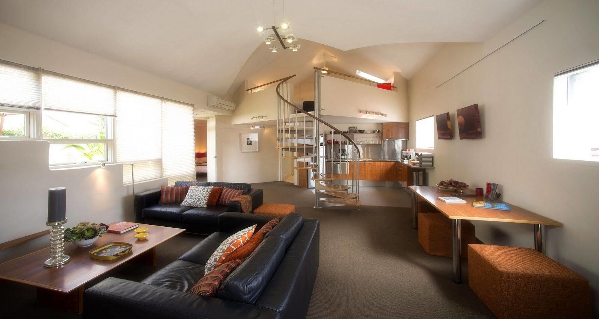 Twofourtwo Boutique Apartments Лонсестон Экстерьер фото